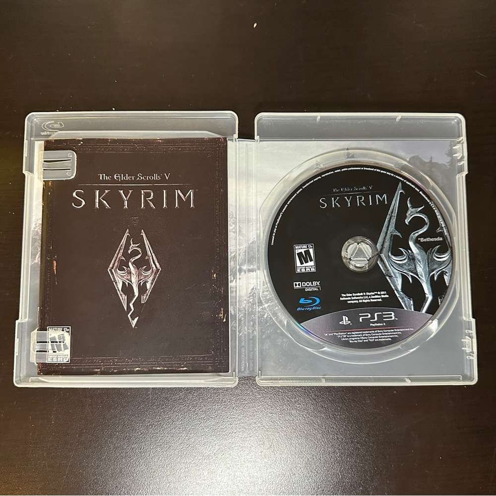 The Elder Scrolls V: Skyrim (Sony PlayStation 3 PS3, 2011) video game